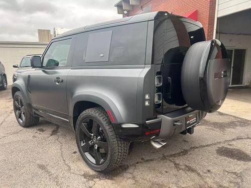 2023 Land Rover Defender 90 Carpathian Edition
