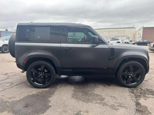 2023 Land Rover Defender 90 Carpathian Edition