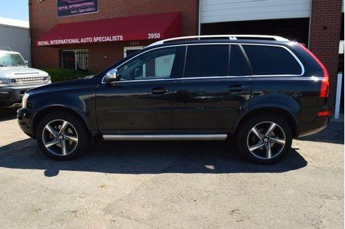 Photo 2 of 32 of 2014 Volvo XC90 3.2 R-Design Platinum