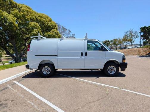 Summit White 2024 GMC Savana 2500 Work Van