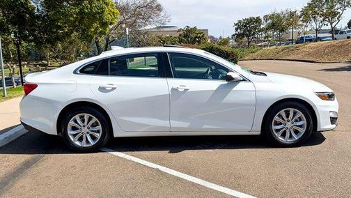 Summit White 2024 Chevrolet Malibu LT