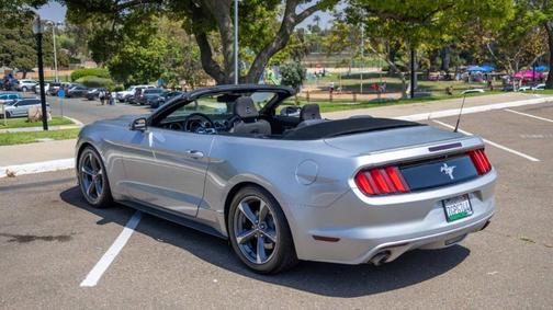 2015 Ford Mustang V6