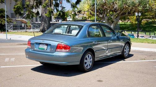 2005 Hyundai SONATA GL