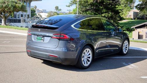 2016 Tesla Model X 75D