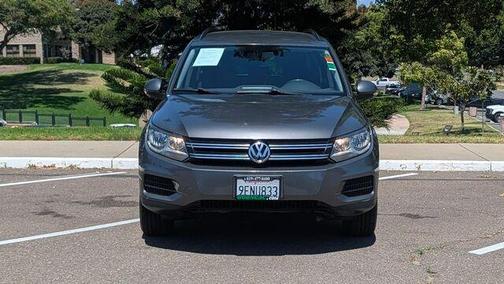 Pepper 2015 Volkswagen Tiguan Auto S