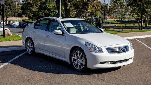 2009 INFINITI G37 Journey