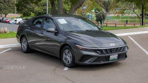 Amazon Gray 2024 Hyundai ELANTRA SE