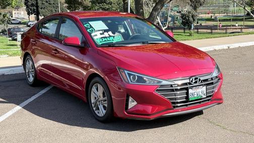 2020 Hyundai ELANTRA SEL