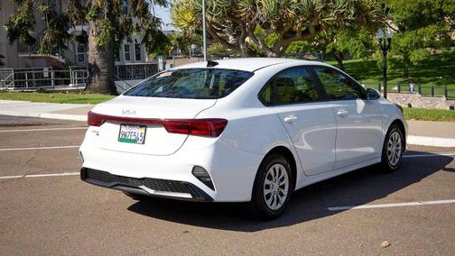 2024 Kia Forte LX