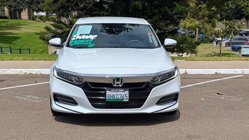 Platinum White Pearl 2018 Honda Accord LX