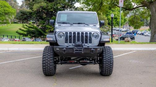 2020 Jeep Gladiator Sport