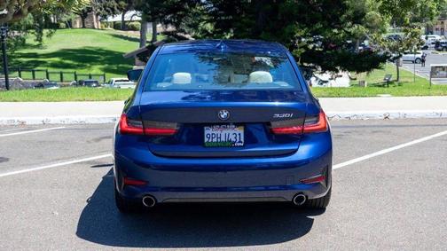 2020 BMW 330 i