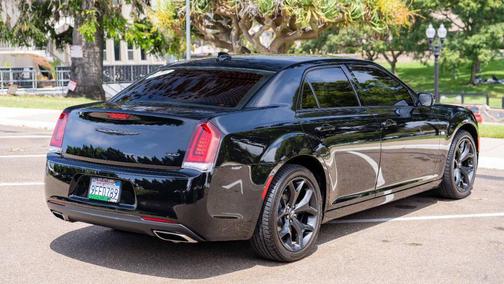 2022 Chrysler 300 Touring