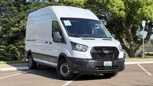 2022 Ford Transit-250 Base