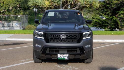 2023 Nissan Frontier SV