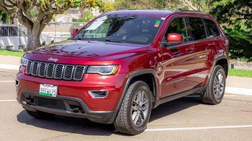 2020 Jeep Grand Cherokee Laredo