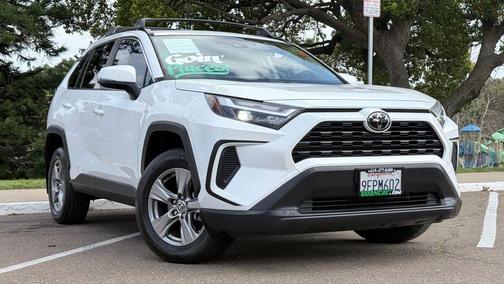 2023 Toyota RAV4 XLE