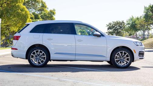 2018 Audi Q7 2.0T Premium Plus