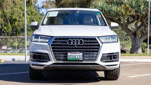 Carrara White 2018 Audi Q7 2.0T Premium Plus
