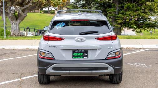 2023 Hyundai KONA SEL