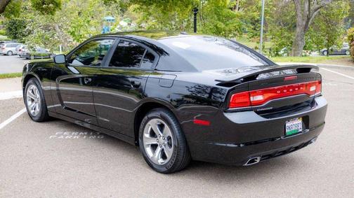 2013 Dodge Charger SE