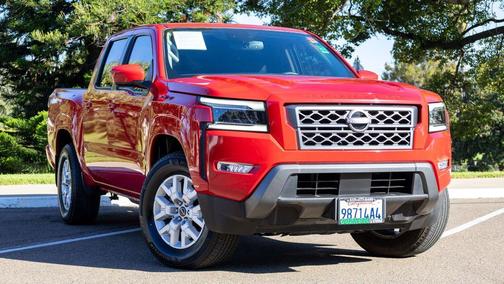 2022 Nissan Frontier SV