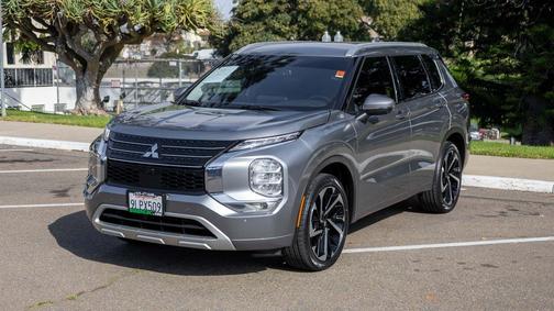 2024 Mitsubishi Outlander SEL