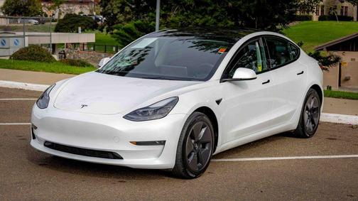 2023 Tesla Model 3 Base