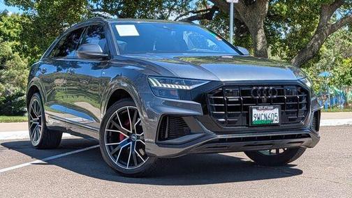 Daytona Gray Pearl Effect 2021 Audi Q8 55 Premium Plus