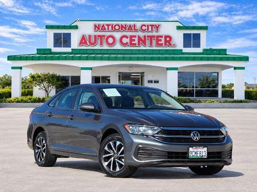 Platinum Gray Metallic 2022 Volkswagen Jetta 1.5T S