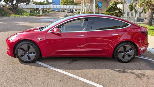 Red Multi 2018 Tesla Model 3 Mid Range