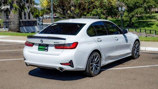2020 BMW 330 i