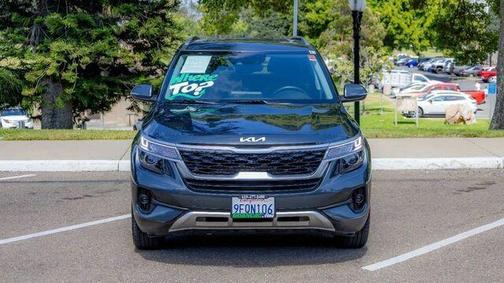 Gravity Gray 2023 Kia Seltos S