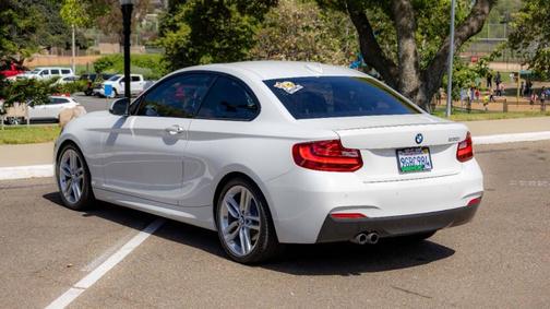 2017 BMW 230 i