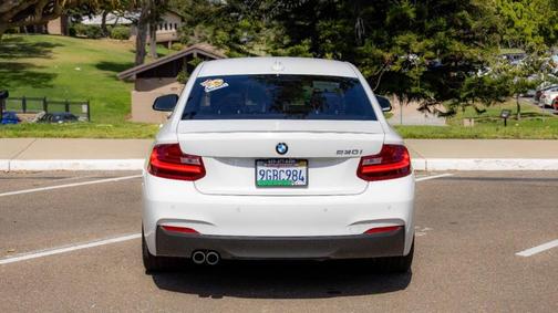 2017 BMW 230 i