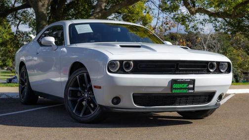 2019 Dodge Challenger SXT