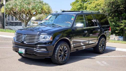 2017 Lincoln Navigator Select