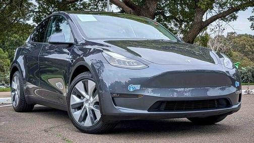 Midnight Silver Metallic 2021 Tesla Model Y Long Range