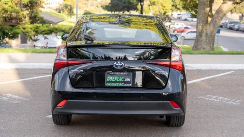 2020 Toyota Prius XLE