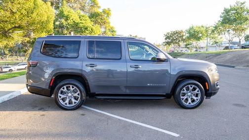 2022 Jeep Wagoneer Series II