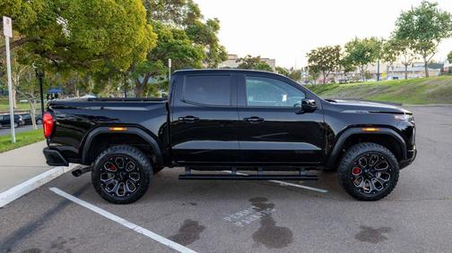 2024 GMC Canyon Elevation