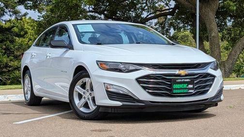 Summit White 2023 Chevrolet Malibu 1LS