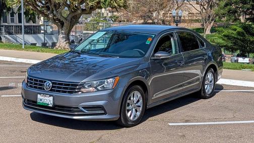 2017 Volkswagen Passat 1.8T S