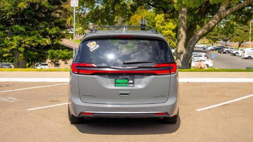 2022 Chrysler Pacifica Limited