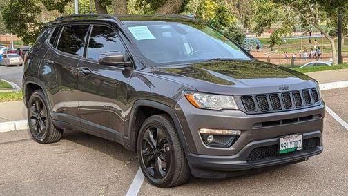 Granite Crystal Clearcoat Metallic 2018 Jeep Compass Altitude