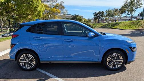 2022 Hyundai KONA EV SEL