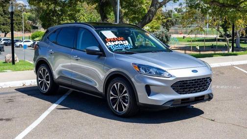 2022 Ford Escape SE