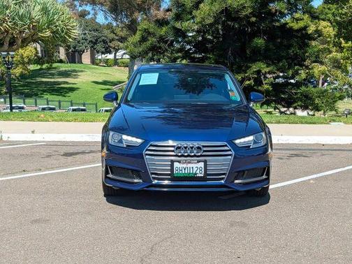 Navarra Blue Metallic 2019 Audi A4 2.0T Premium