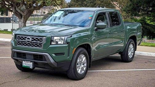 2022 Nissan Frontier SV