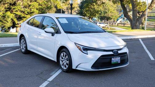 2023 Toyota Corolla Hybrid LE
